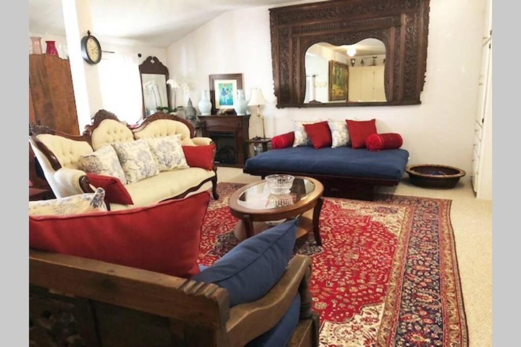 Elegant Spacious Private Studio ~ Upscale ברקלי מראה חיצוני תמונה